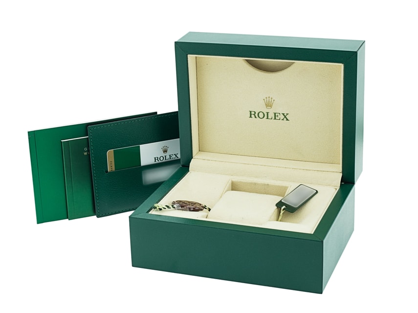 Rolex Submariner 116610 LN Image 4